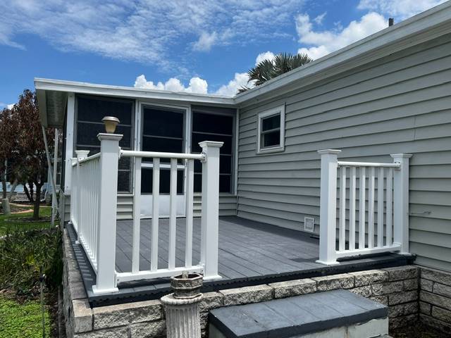 1263 Las Brisas Lane a Winter Haven, FL Mobile or Manufactured Home for Sale